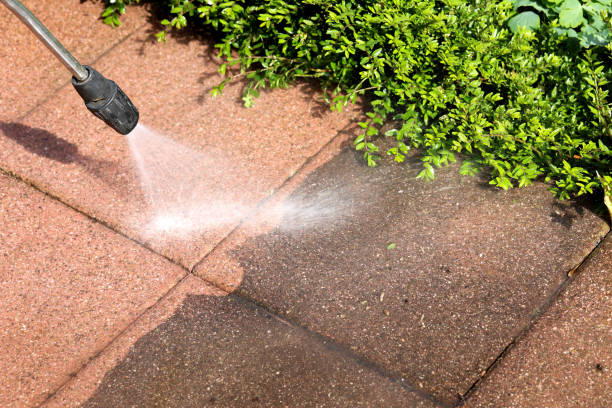 Why Choose Our Certified Pressure Washing Experts for Your Project Needs in Harbor, OR?